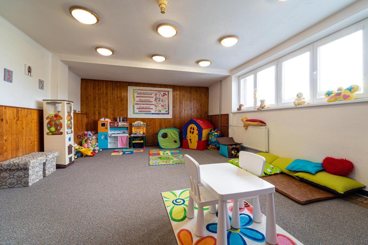 Hotel Sasanka Tatranska Lomnica Luaran gambar